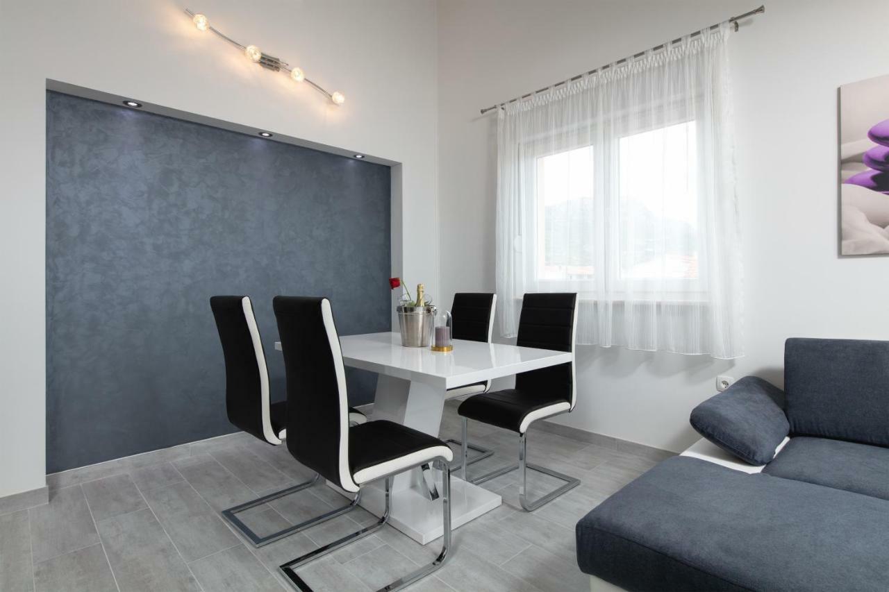 Villa Apartments Kordic Kaštela 외부 사진