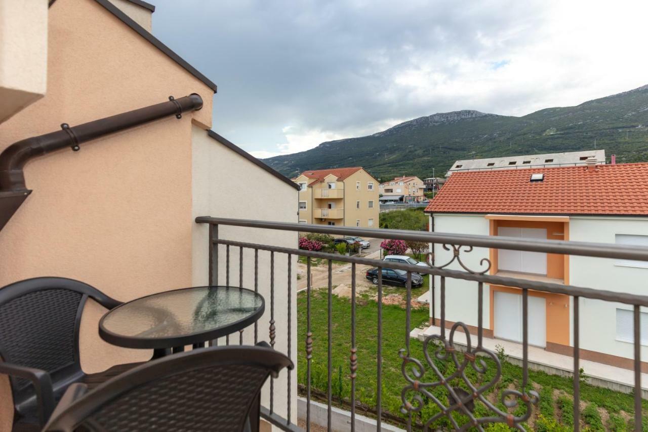 Villa Apartments Kordic Kaštela 외부 사진