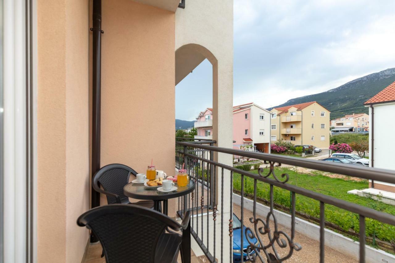 Villa Apartments Kordic Kaštela 외부 사진