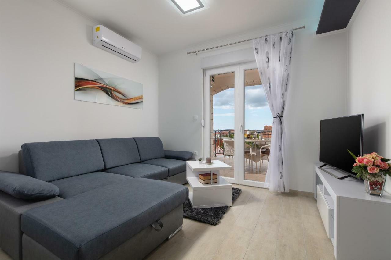 Villa Apartments Kordic Kaštela 외부 사진