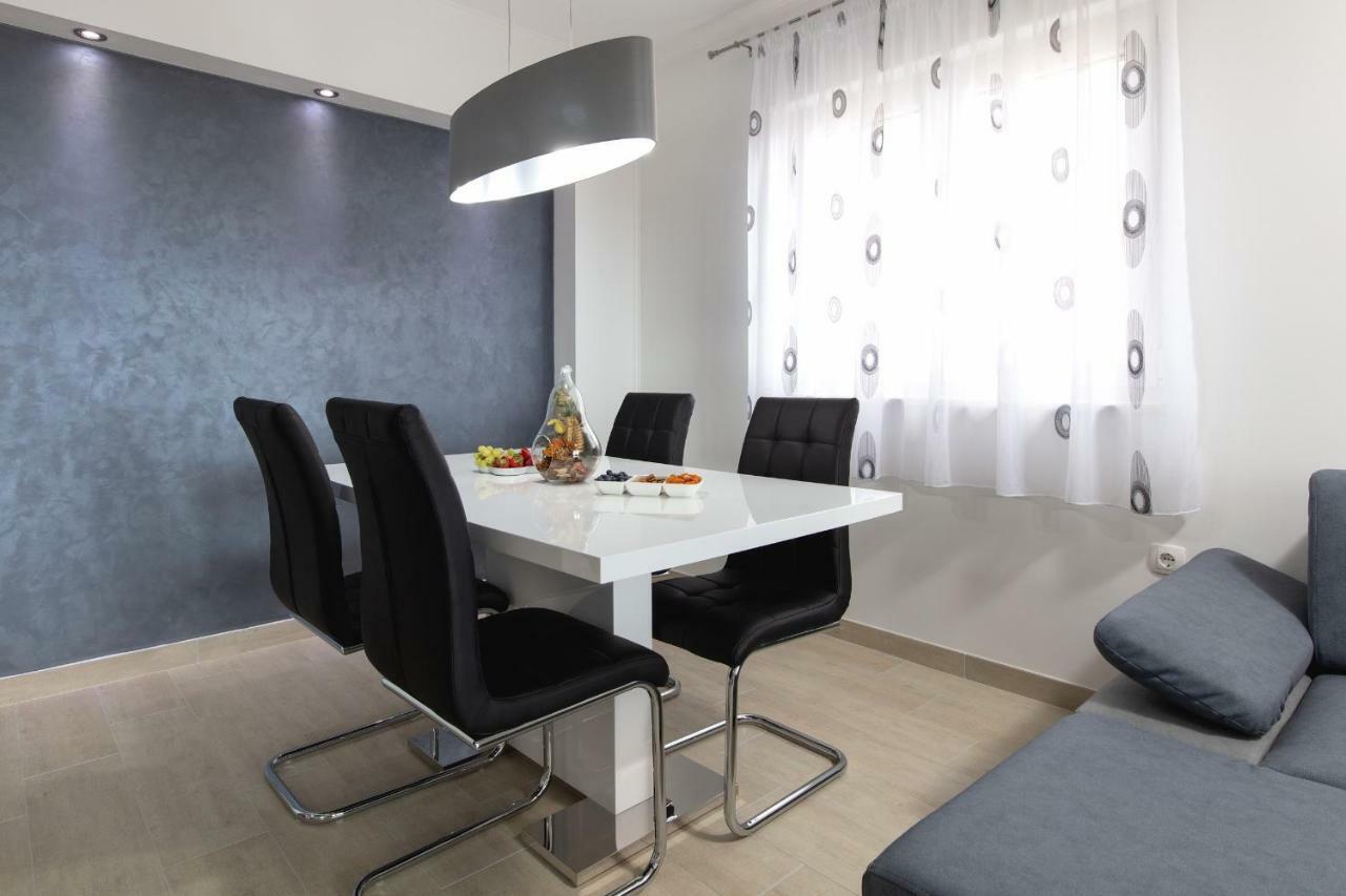 Villa Apartments Kordic Kaštela 외부 사진